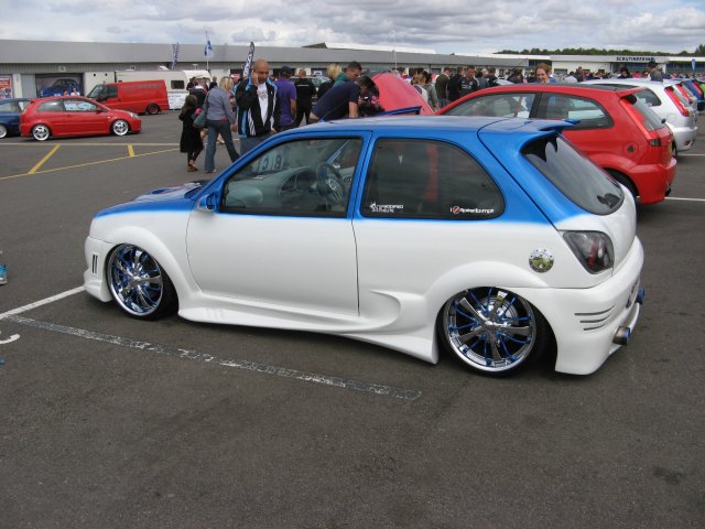 Shows & Treffen - 2011 - Ford Fair auf dem Grand Prix Circuit Silverstone - Bild 287