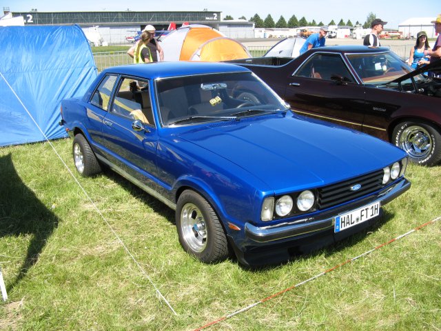 Shows & Treffen - 2011 - Himmelfahrtstreffen auf dem Flughafen Magdeburg - Bild 59